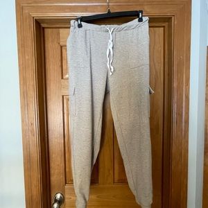 Bobi cargo jogger with a matching hoodie